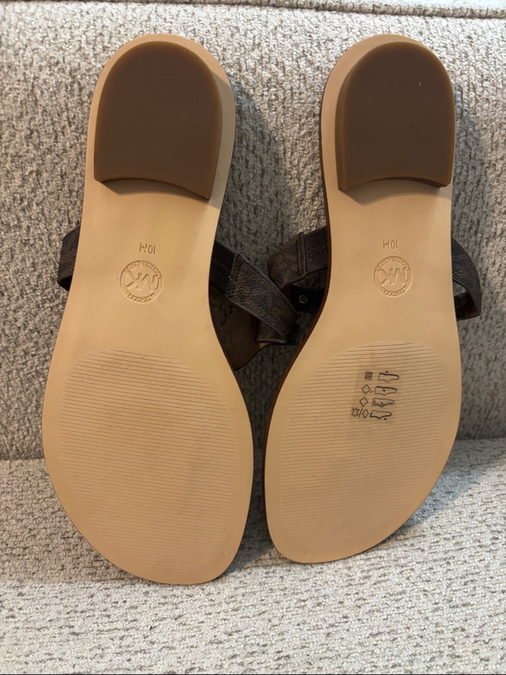 Michael Kors Brown Logo Thong Sandals - Picture 5 of 8